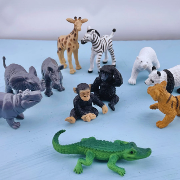 Małe zwierzątka z zoo - zestaw figurek w tubie Safari Ltd. - 1