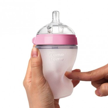 Antykolkowa butelka silikonowa Mom's Breast 150 ml Pink Newborn Comotomo