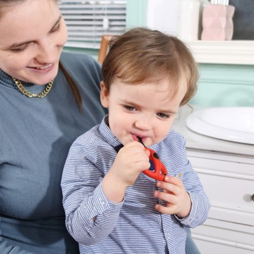 Szczoteczka Treningowa Biedronka Dori 10-12 miesięcy Mombella - 1