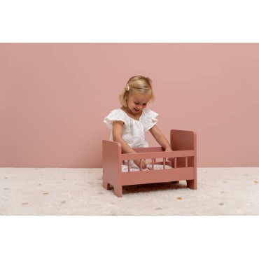 Drewniane łóżeczko dla lalek z pościelą FSC Little Dutch - 2
