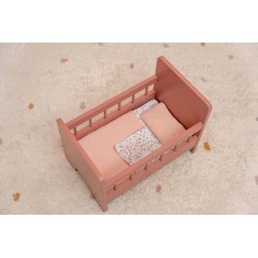 Drewniane łóżeczko dla lalek z pościelą FSC Little Dutch - 3