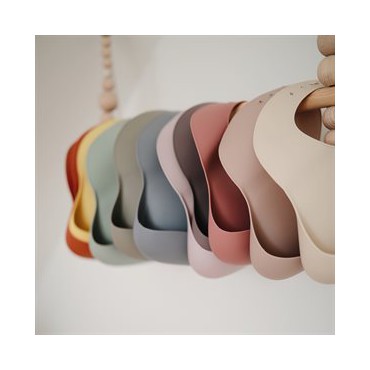 Śliniak silikonowy Blush Mushie - 1